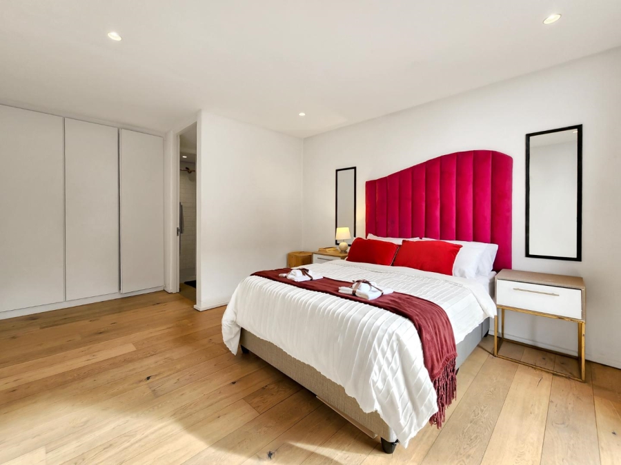 2 Bedroom Property for Sale in Woodstock Western Cape
